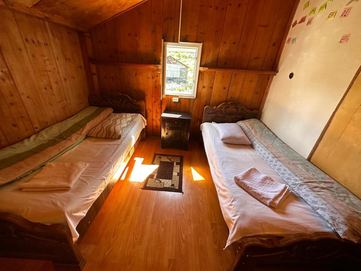 Guesthouse Angelina Ushguli Zewnętrze zdjęcie