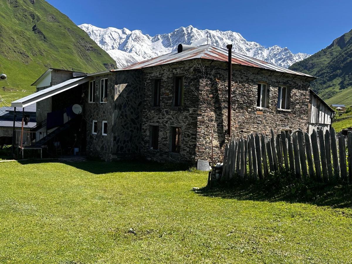 Guesthouse Angelina Ushguli Zewnętrze zdjęcie