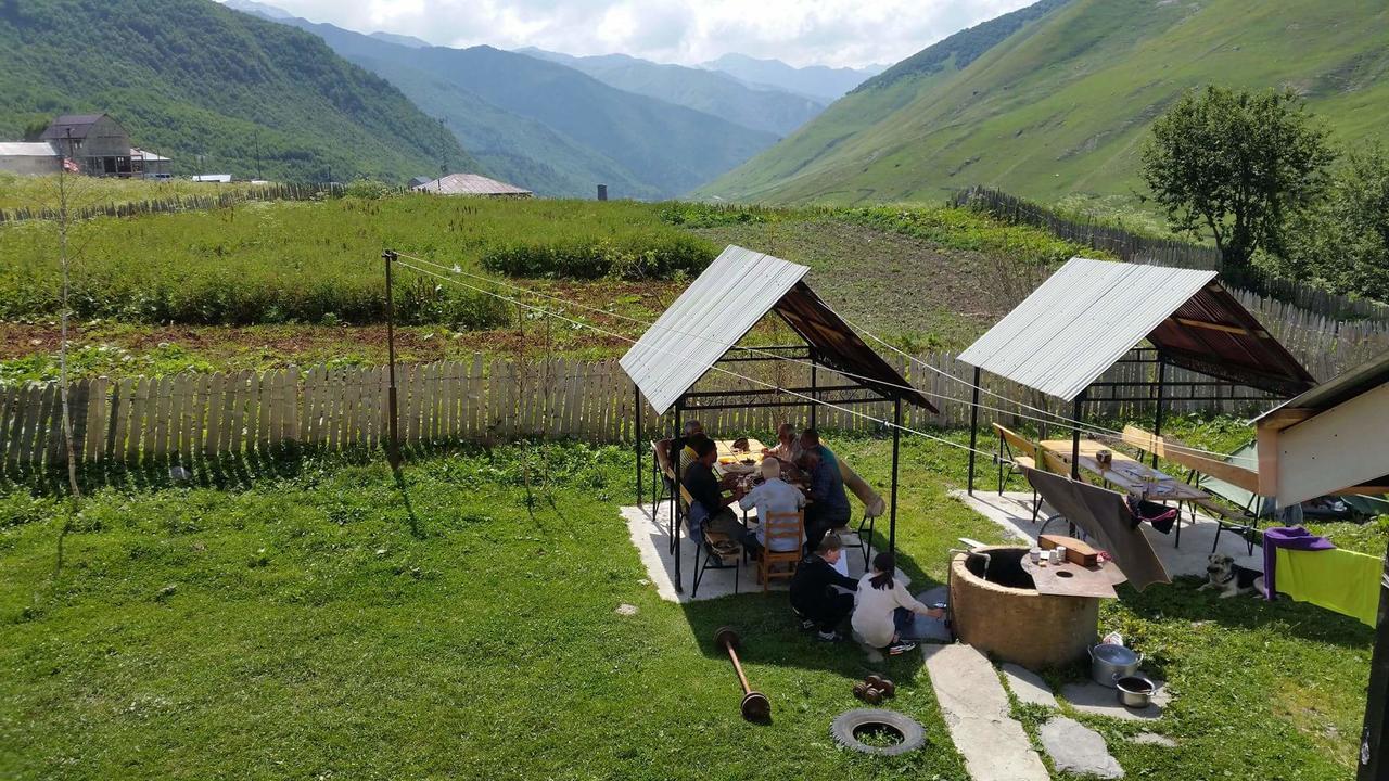 Guesthouse Angelina Ushguli Zewnętrze zdjęcie