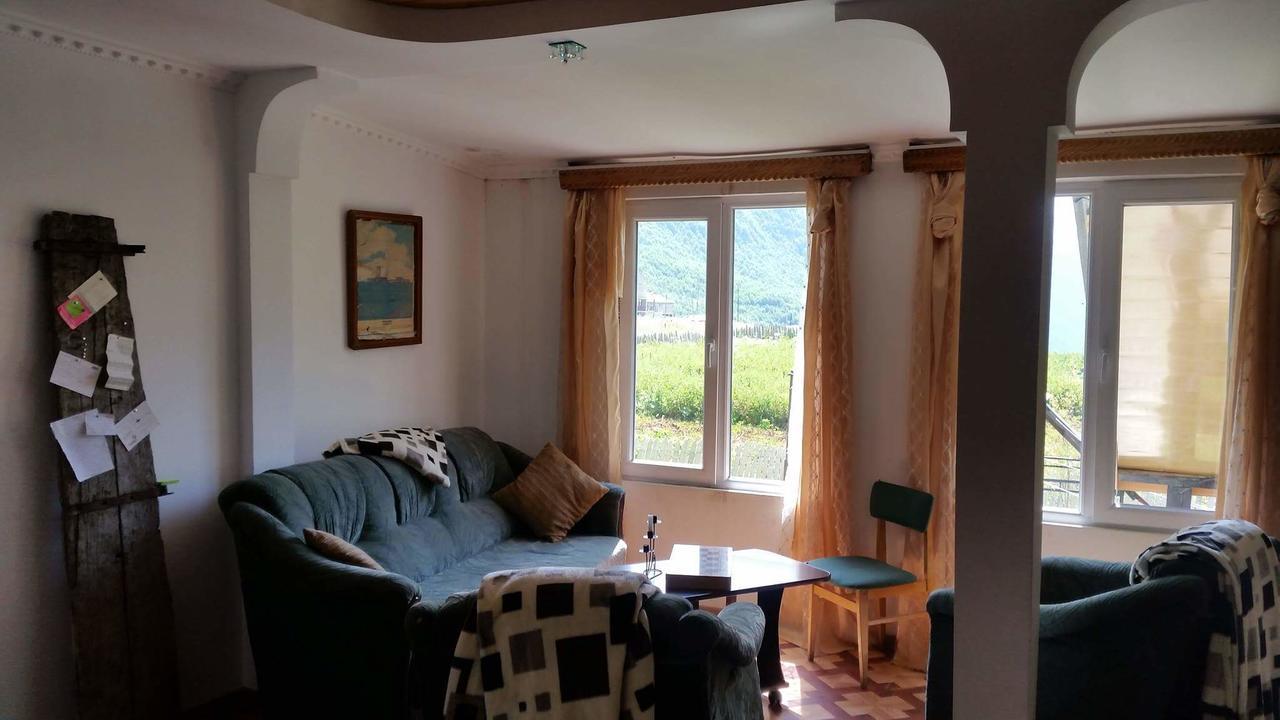 Guesthouse Angelina Ushguli Zewnętrze zdjęcie